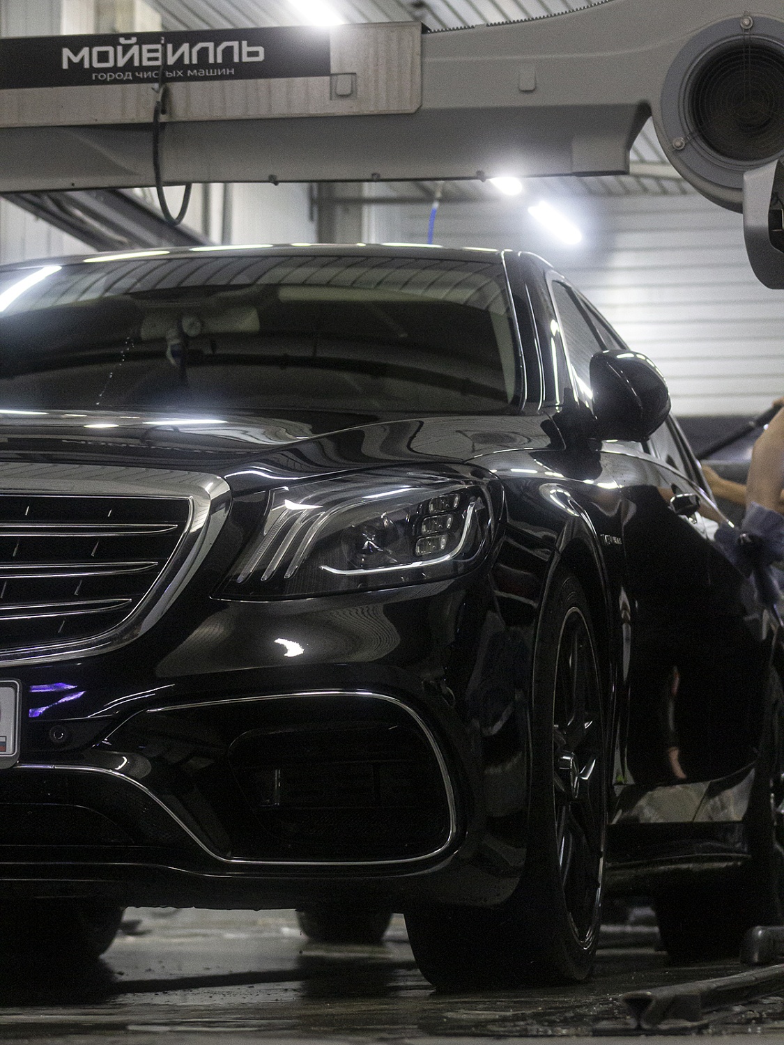 Mercedes Benz S63 AMG