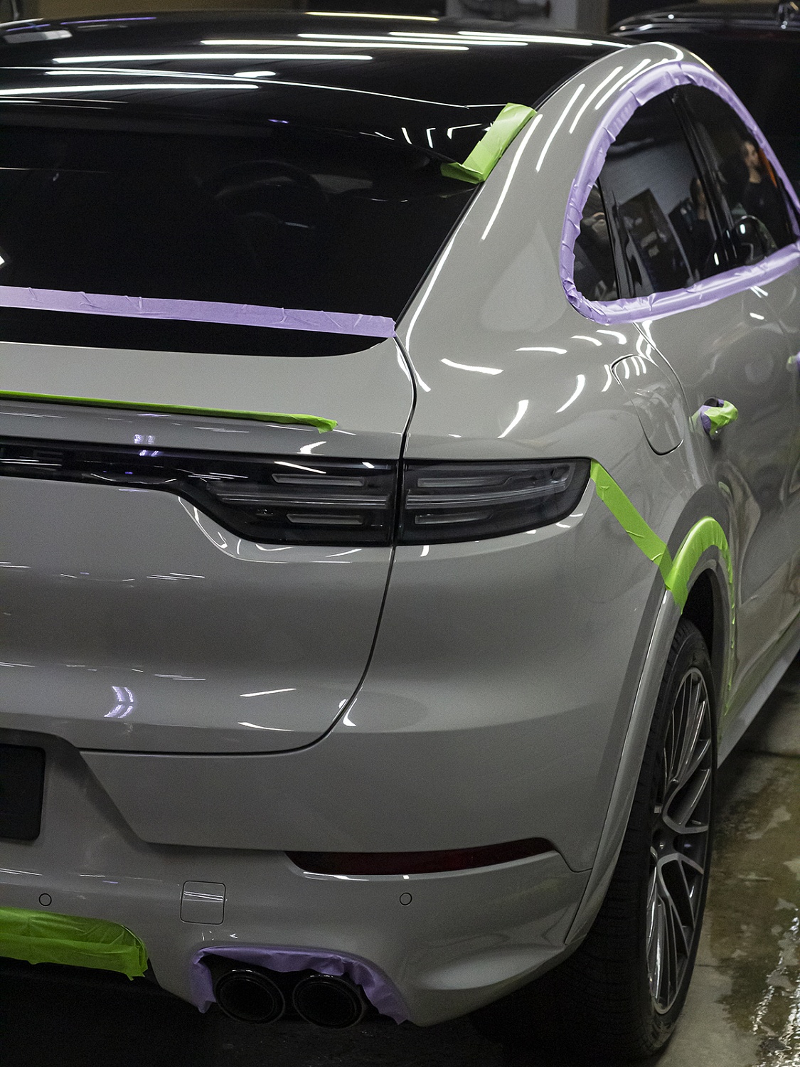 Porsche Cayenne grey